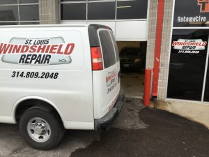 windshield-repair-and-replacement-st-louis